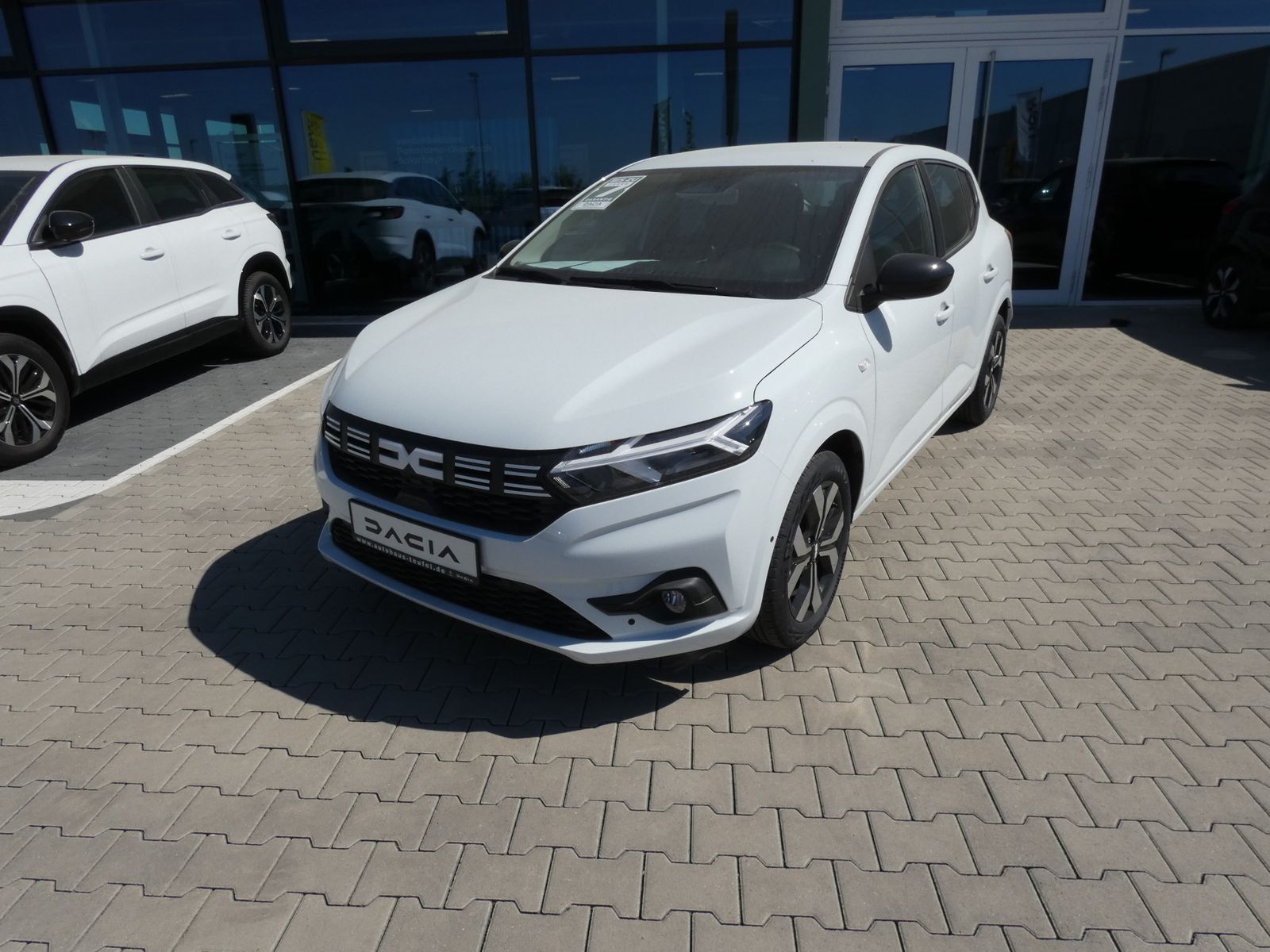 Dacia Sandero - Bild 2
