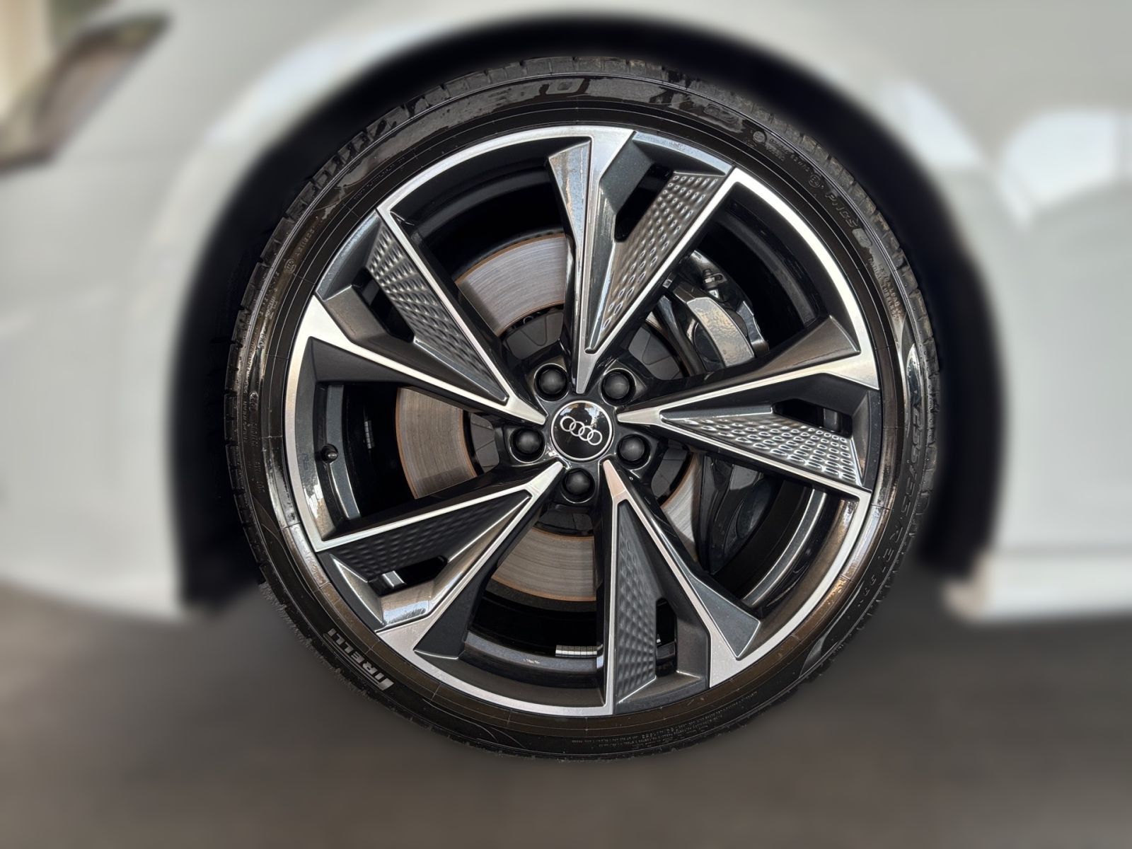 Audi S6 - Bild 3