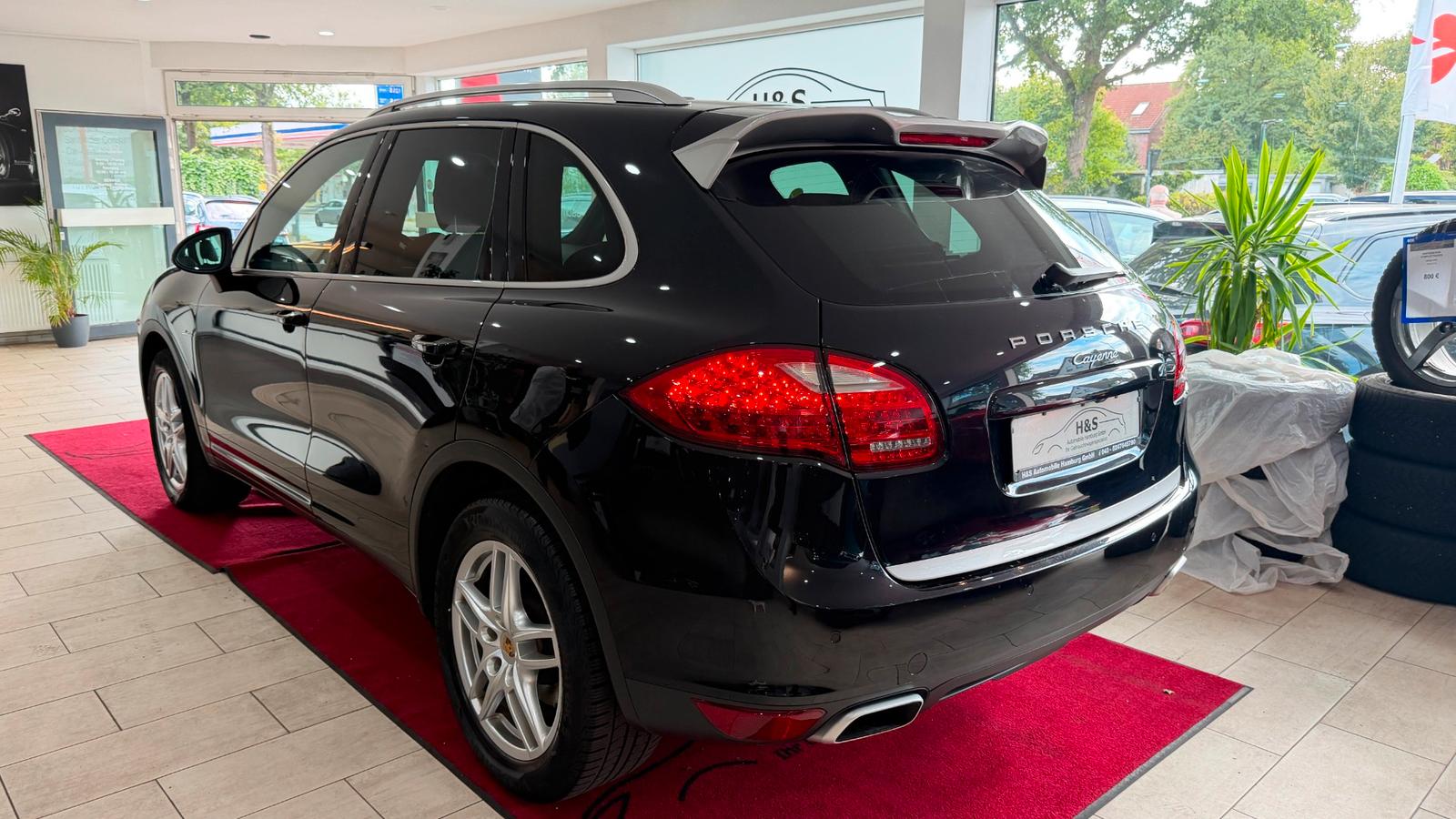 PORSCHE CAYENNE PLATINIUM EDITION 3.0 V6 245ch 4X4 BVA Toit ouvrant Sièges chauffants cuir Historique présent - 1ERE MAIN