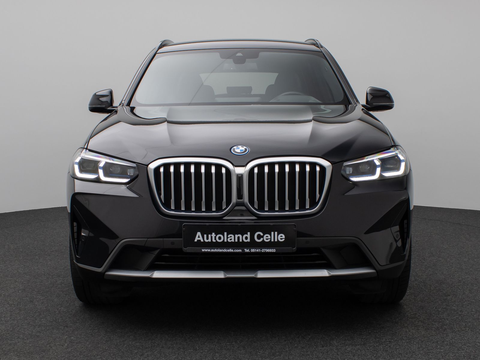 Fahrzeugabbildung BMW X3 xD30e Laser HUD DAB HiFi AHK Komfort 19Zoll