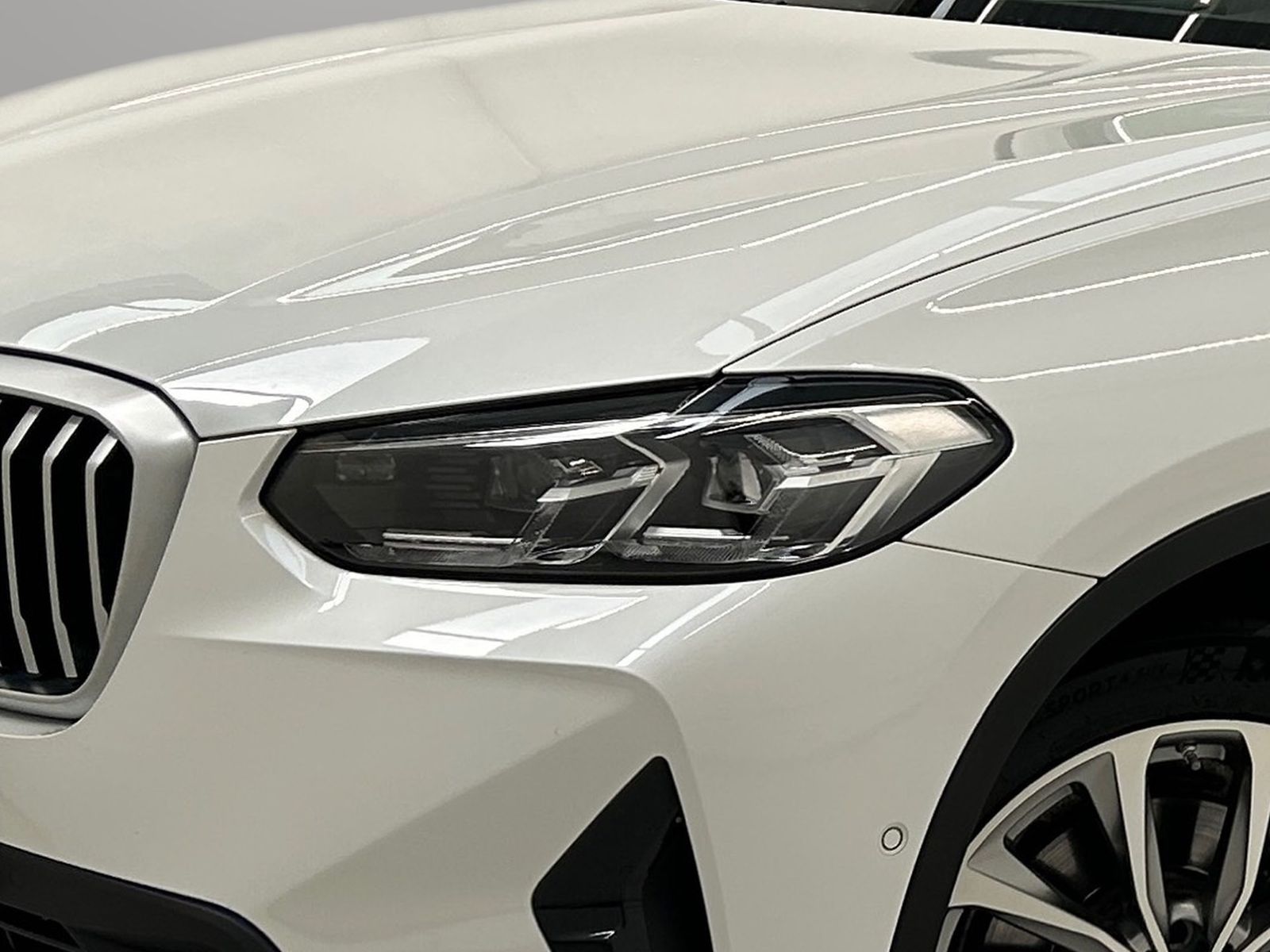 BMW X3 xDrive20d Navi AHK Kamera Driv.Assist LED foto 5