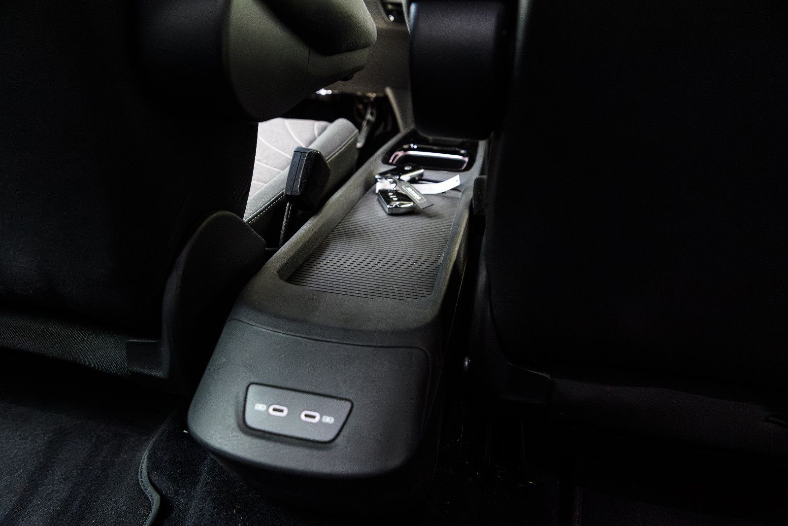 Fahrzeugabbildung Volkswagen ID.3 Pro LED+NAVI+KAMERA+ACC+APP+SHZ+KEYLESS