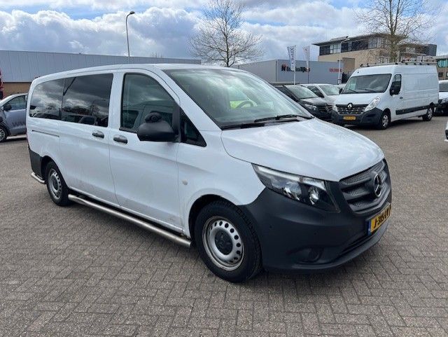 Image of Mercedes-Benz Vito