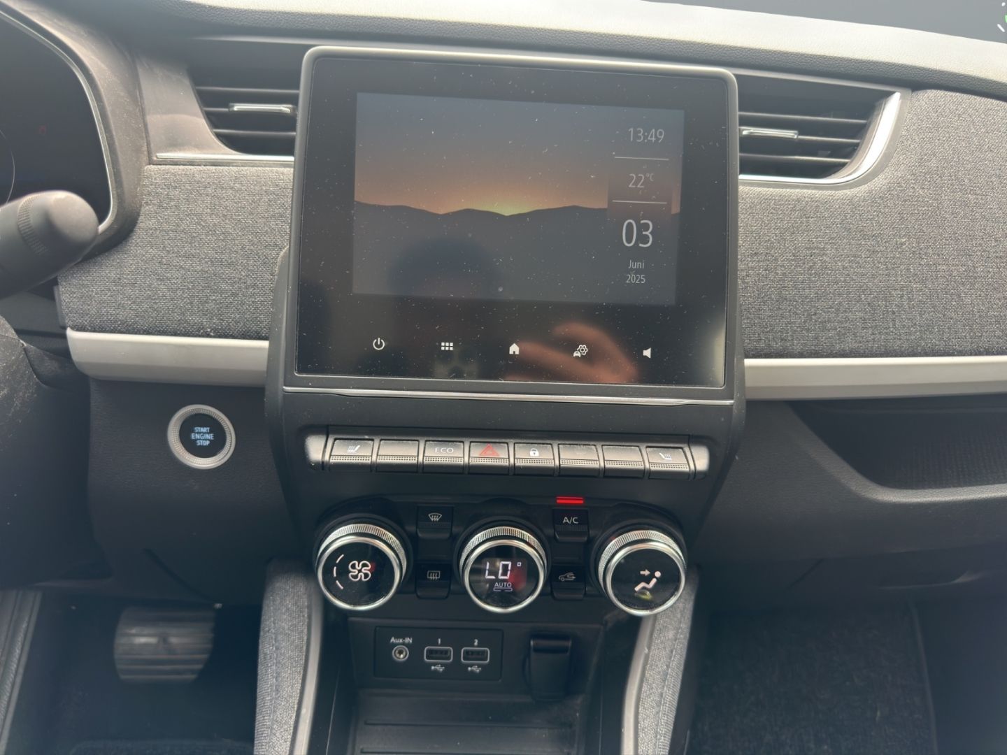Fahrzeugabbildung Renault ZOE Experience R135 Batteriekauf Navi Digitales