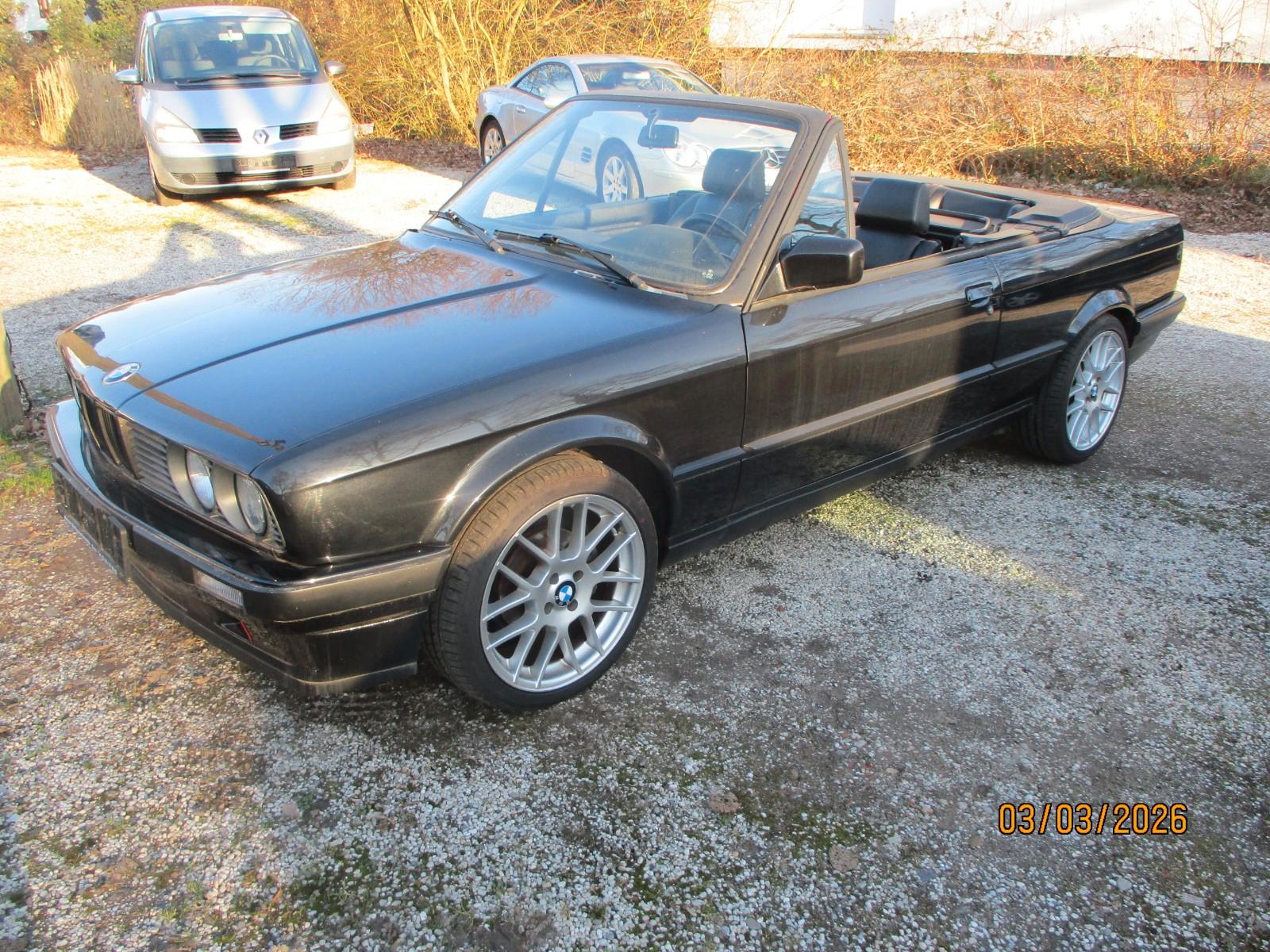 BMW 318 E 30 Cabrio  Tel 01722515805