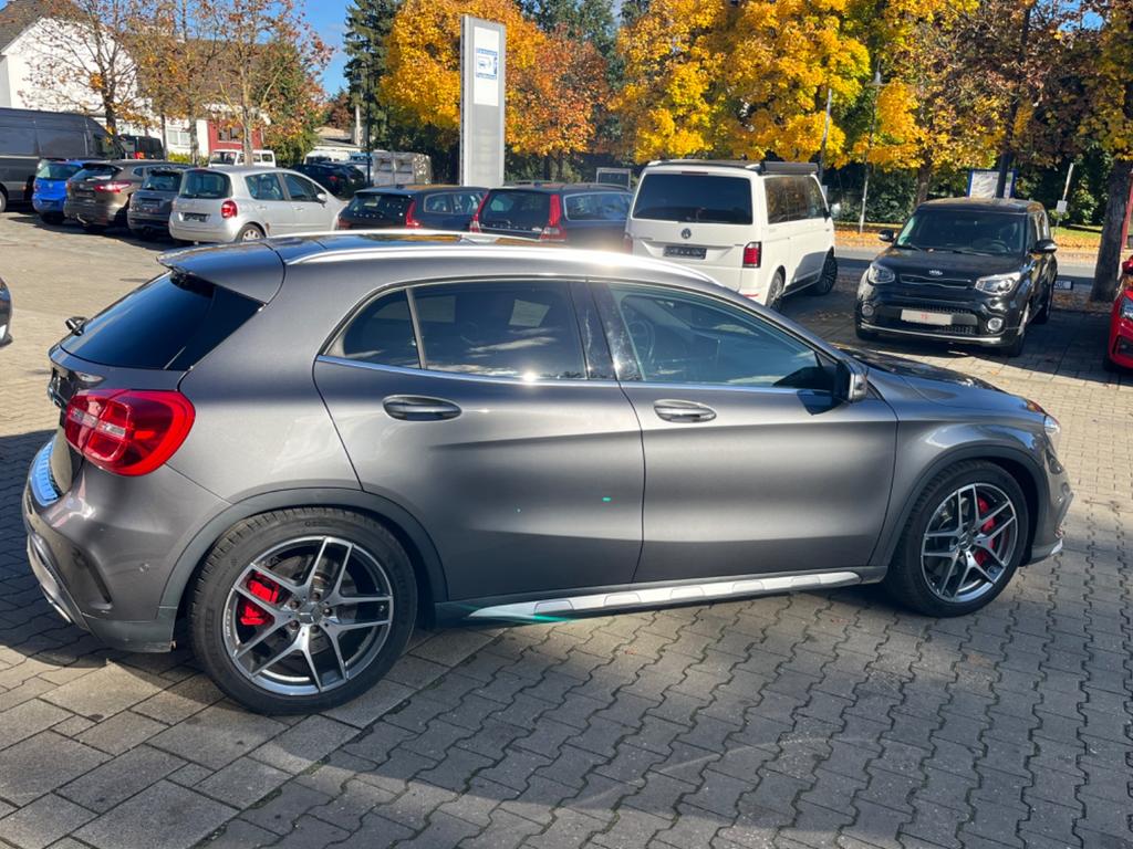 Mercedes-Benz GLA 45 AMG