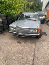 Mercedes-Benz W123 280E Limousine Handschalter - Mercedes-Benz 280: W123 280e