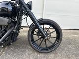 Harley-Davidson Breakout ABS 103 Top Umbau 260 Jekill - HARLEY-DAVIDSON UMBAU
