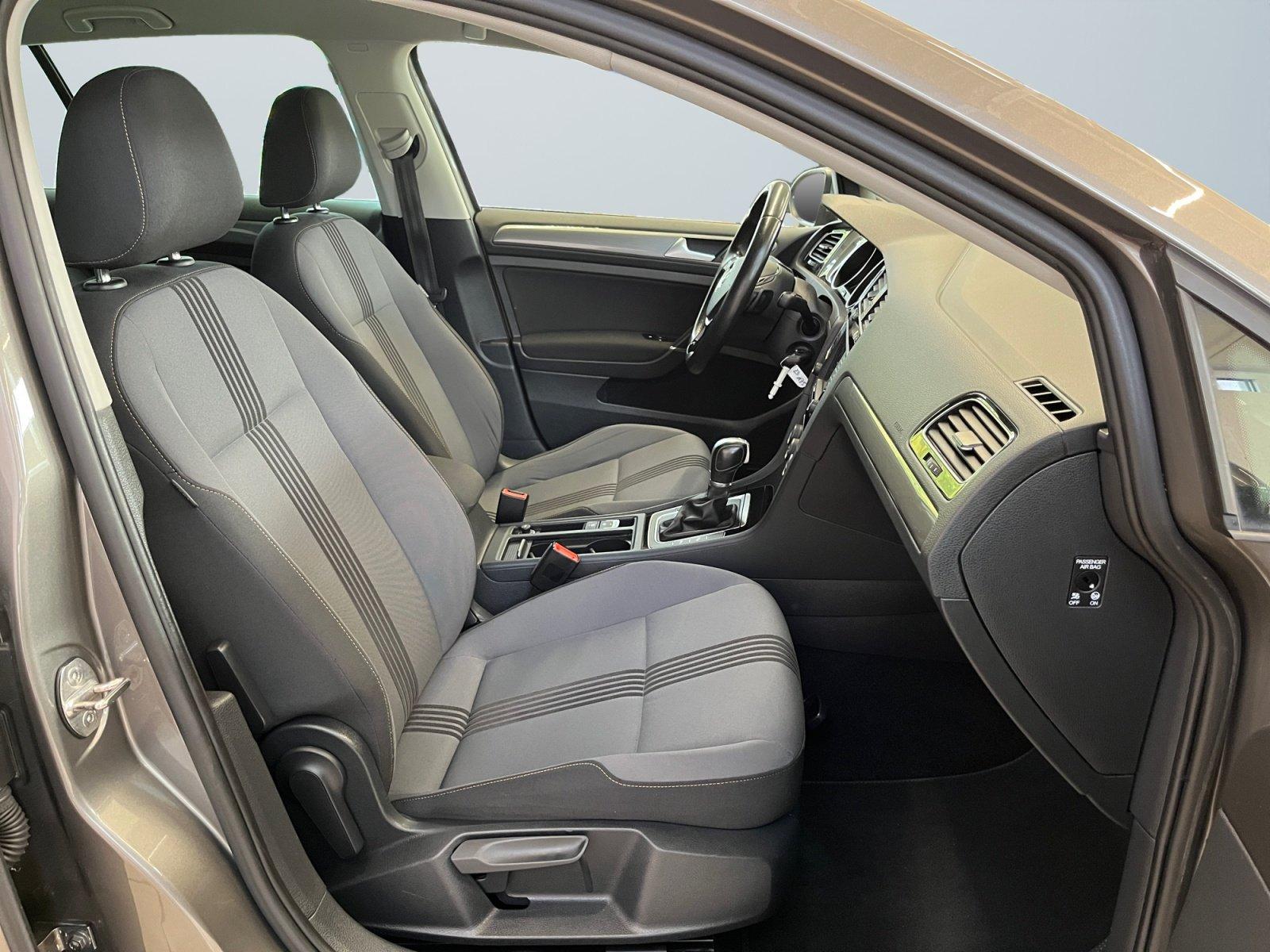Volkswagen Golf VII Variant R-Line 1.4 TSI DSG BiXenon PDC