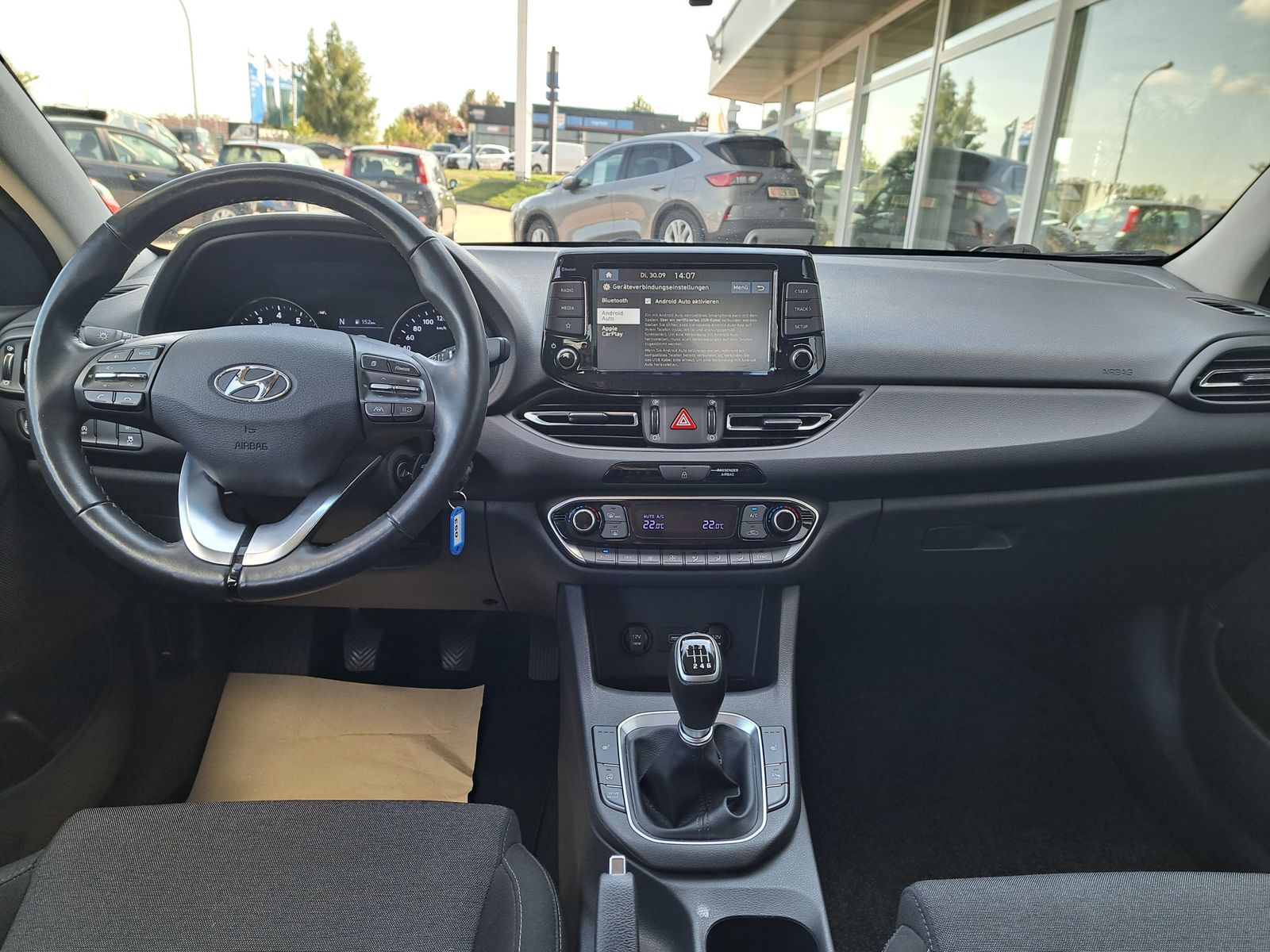 Fahrzeugabbildung Hyundai i30 Intro Edition 159PS WINTERPAKET KAMERA