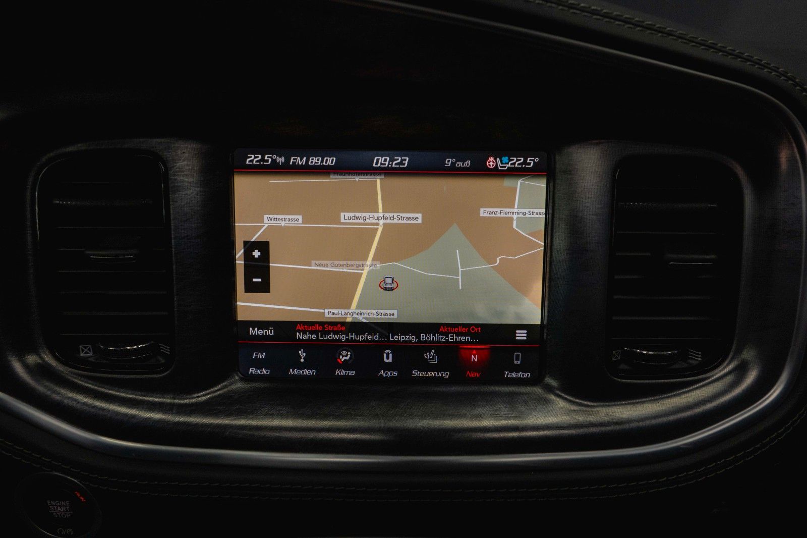 Fahrzeugabbildung Dodge Charger 5.7 V8 HEMI R/T DAYTONA Performance