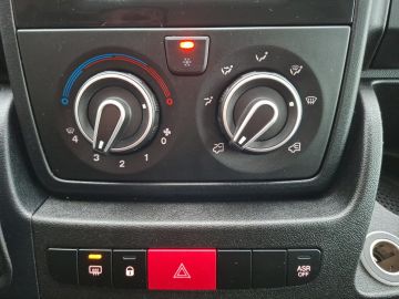 Citroën Jumper Kasten L2H1 Club BHDi 140 °AHK°Tempomat°