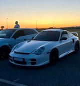 Porsche 996 Turbo Coupé Turbo - weiße Porsche 996