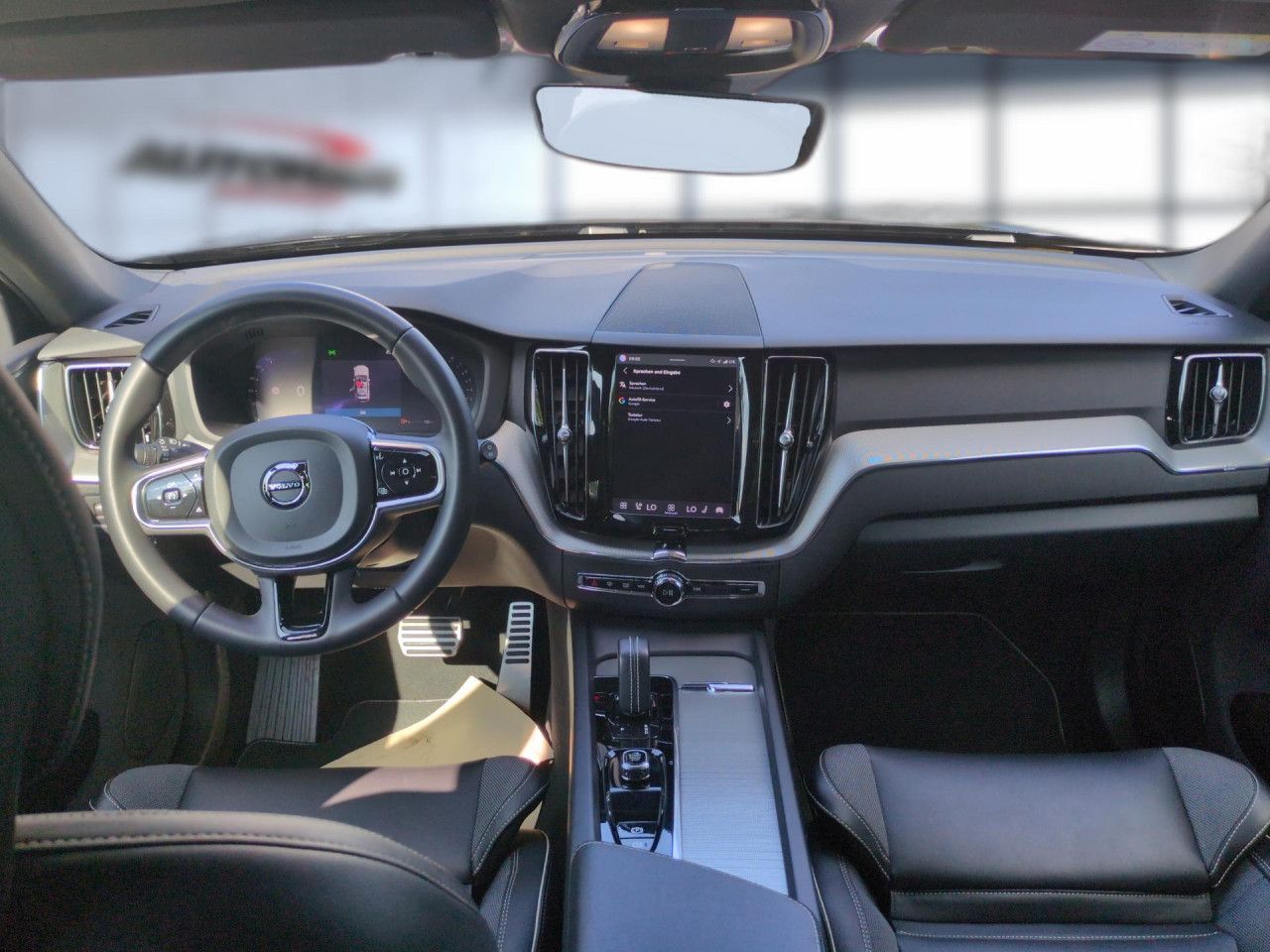 Volvo XC60 B4 (Benzin) R-Design 2WD Automatik Navi LED foto 19