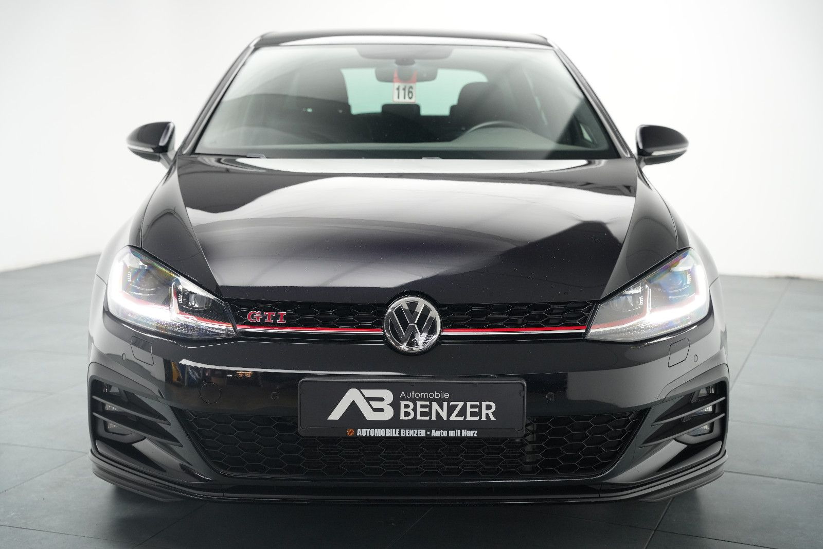 Fahrzeugabbildung Volkswagen Golf VII GTI Performance *Virtual*Automatik*SHZ*