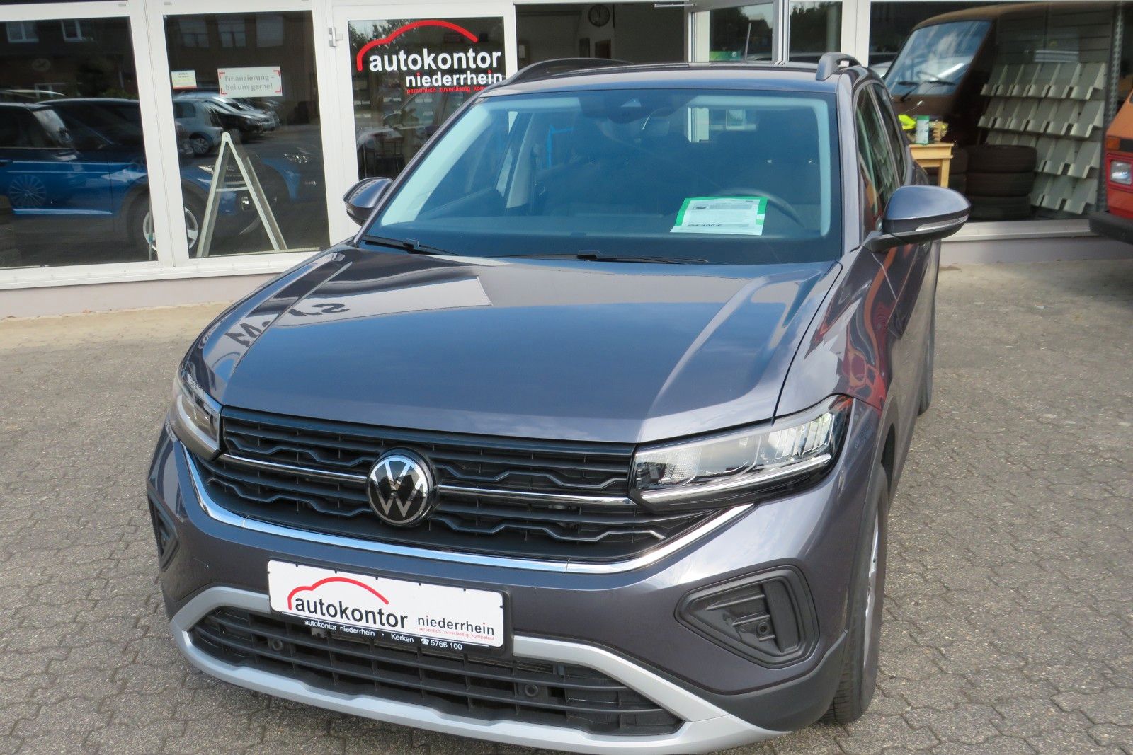 Fahrzeugabbildung Volkswagen T-Cross DSG ACC KAMERA NAVI SITZH LED APP GJ 1.H