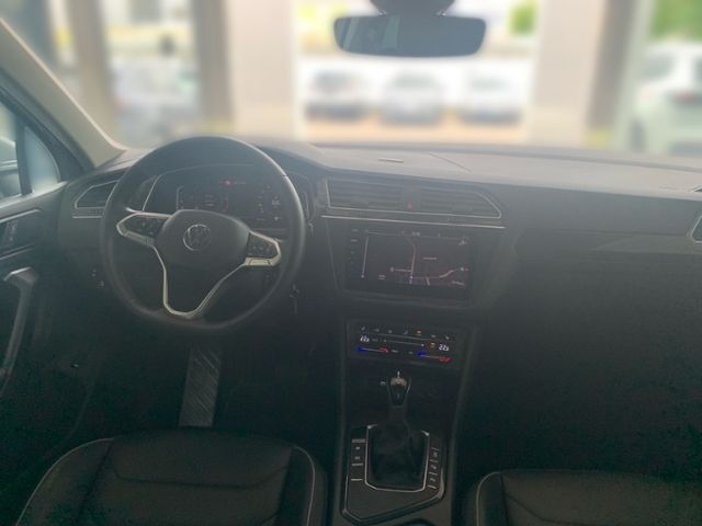 Fahrzeugabbildung Volkswagen Tiguan 2.0 TDI DSG Elegance 1.HAND LEDER NAVI IQ