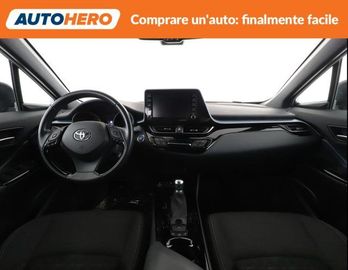 Toyota C-HR - 8