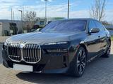 BMW 740 7 740 d xDrive M Sport/Two Tone/TV - gebrauchte BMW 740 aus dem Jahr 2023