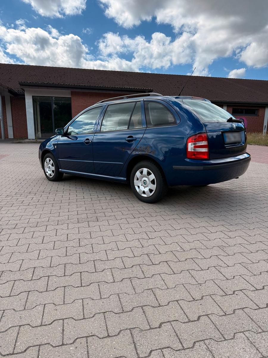Skoda Fabia 2007 — engine 64 HP (47kW)