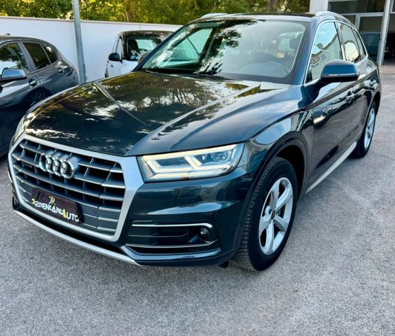 AUDI Audi Q5 40 TDI quattro S-Tronic Business Sport