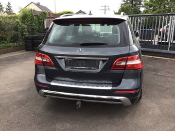 Mercedes ML 350 - 10