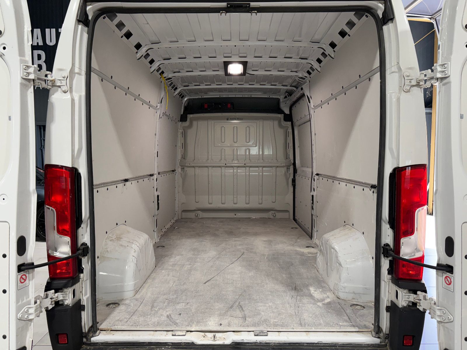 Fahrzeugabbildung Fiat Ducato/L4H2 RS: 4035 mm/KAMERA/APPLE/NAVI/3-SITZ