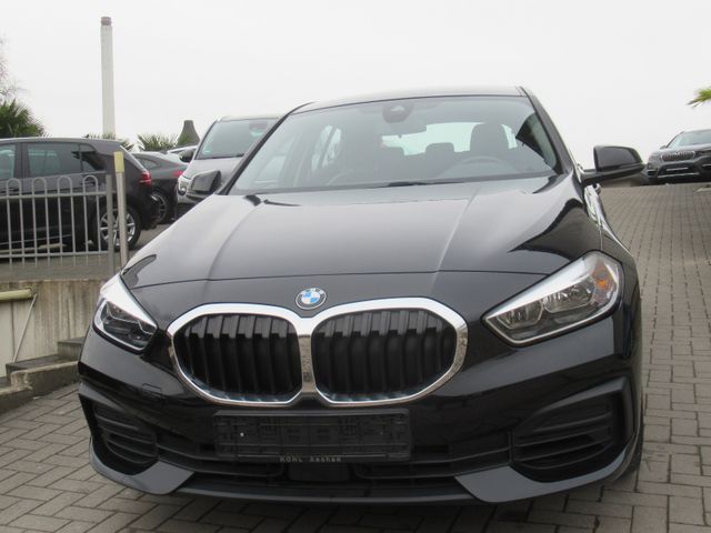 BMW 118 i Advantage- Navi-Kamera-AHK-PDC-SHZ-Leder