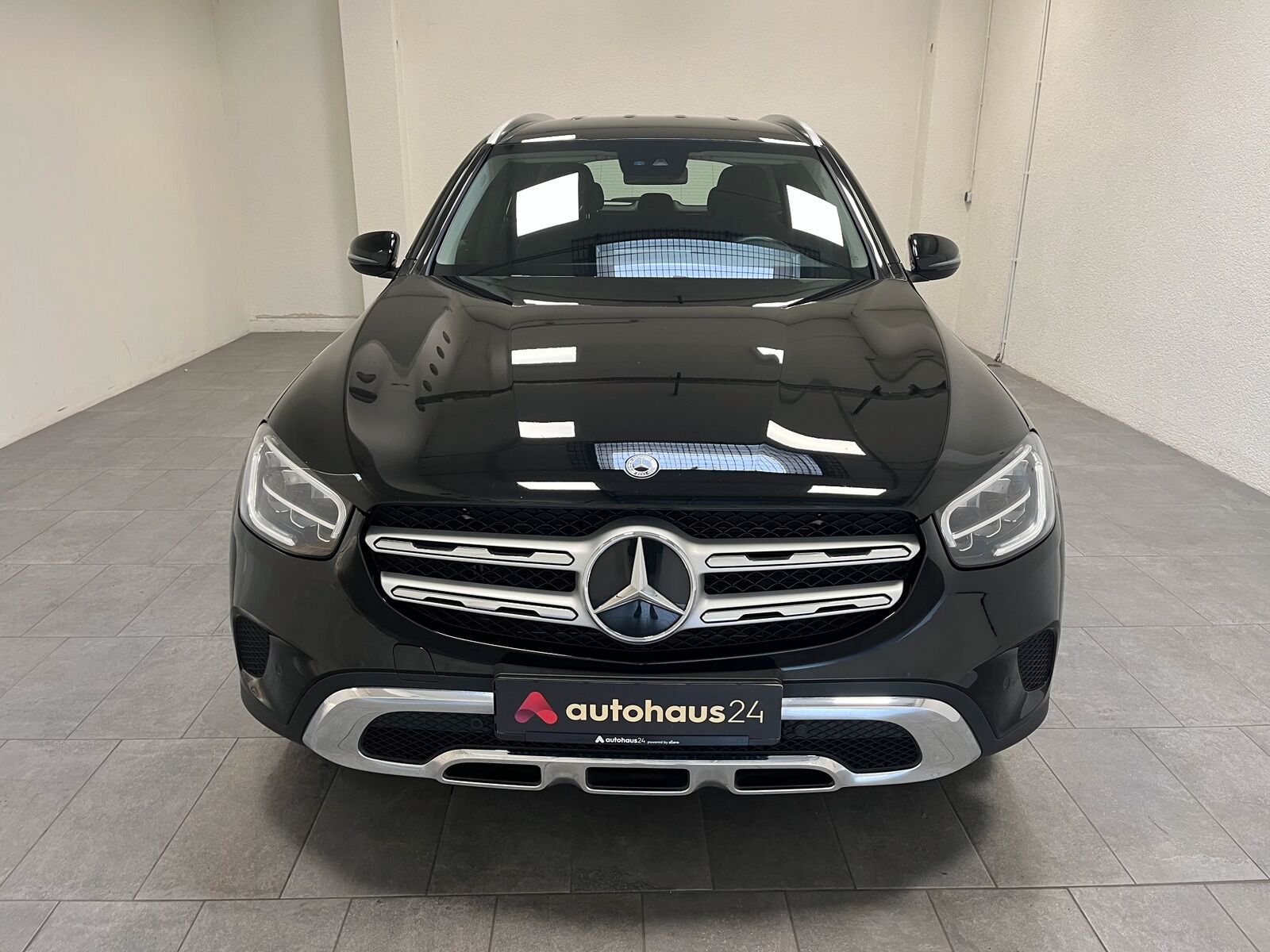 Mercedes-Benz GLC 300 e 4Matic AHK Navi CAM Sitzhzg foto 2