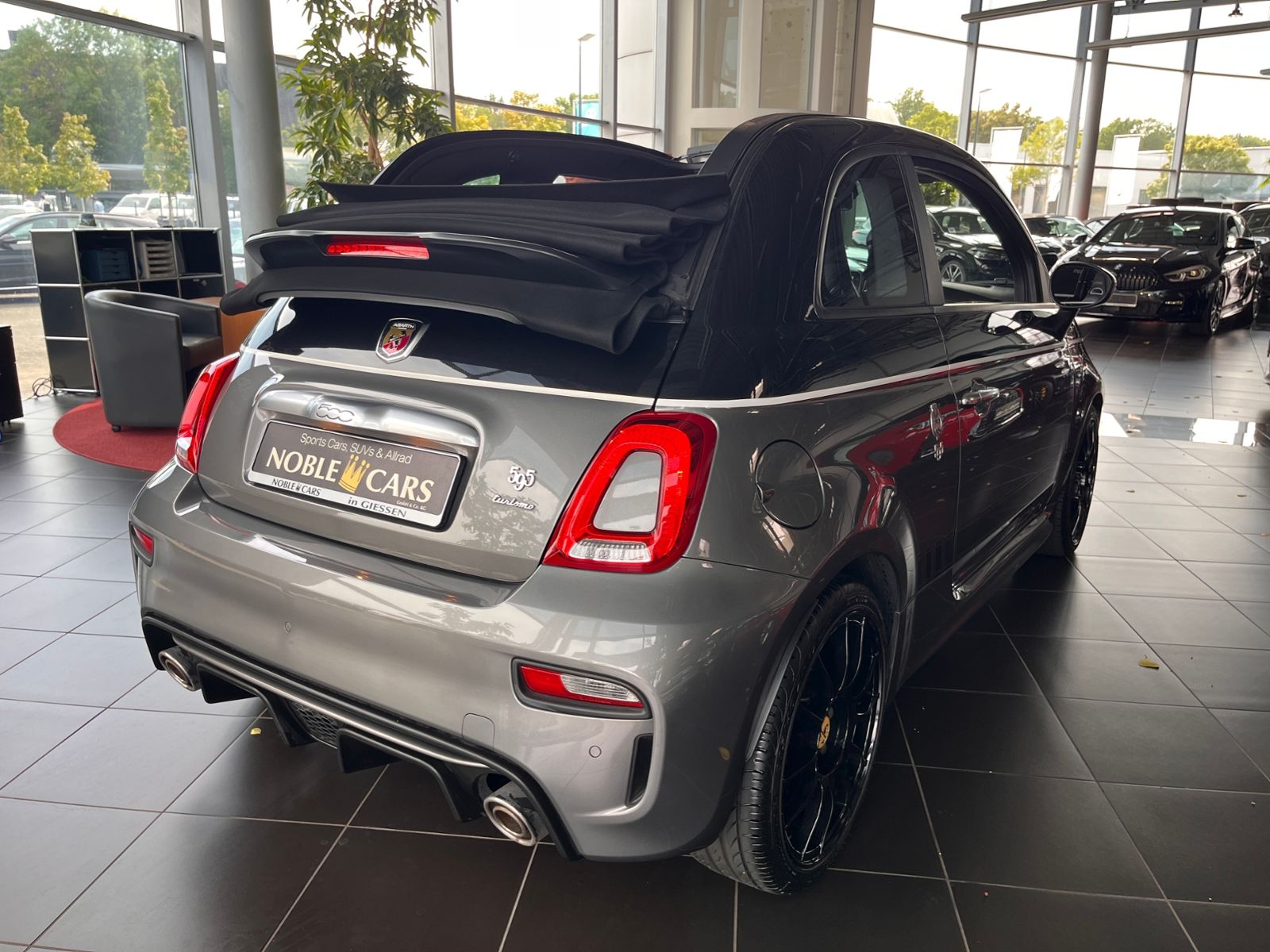 Fahrzeugabbildung Abarth 595C Turismo Sitzheizung XEN NAV LEDER PDC