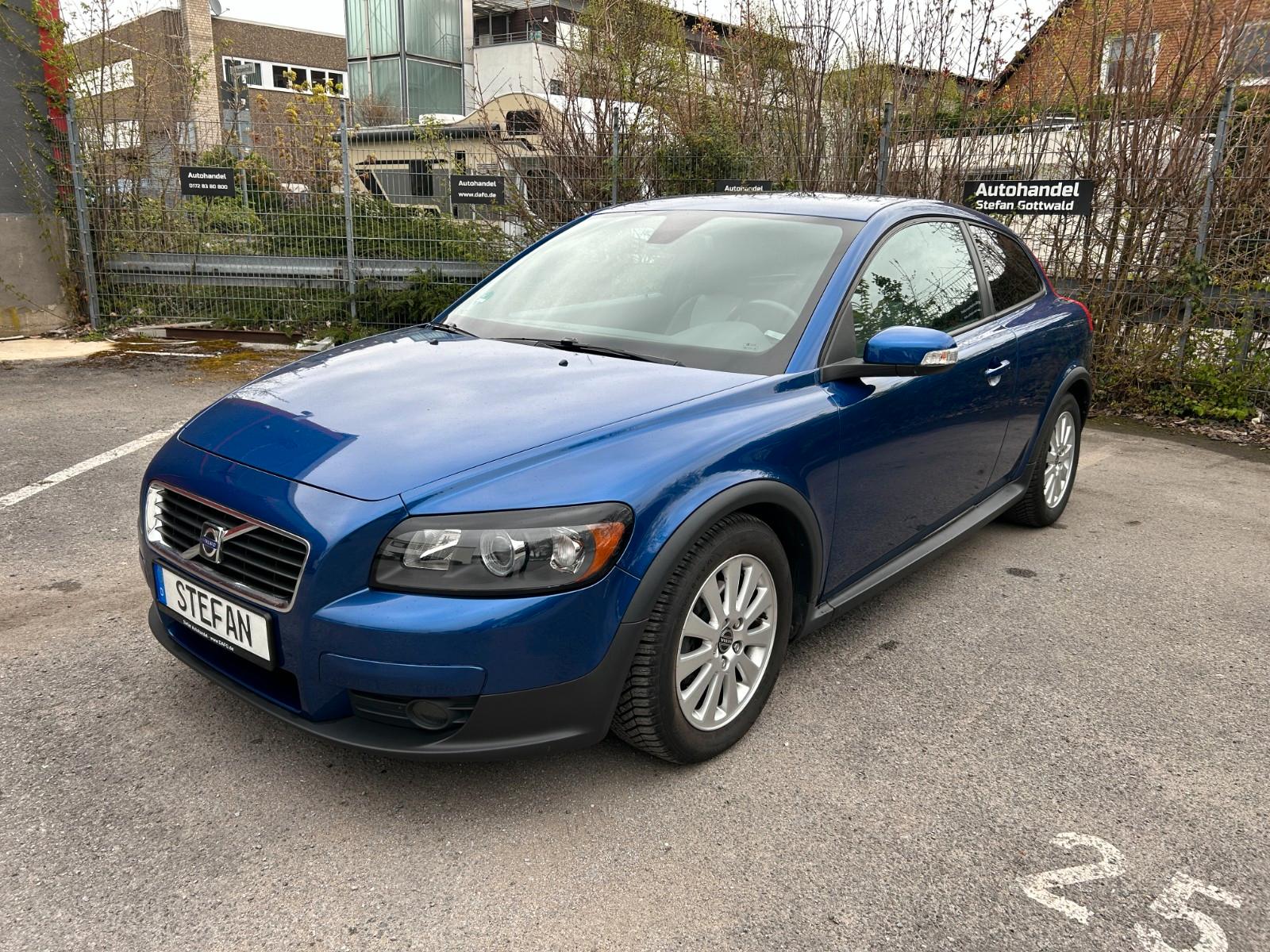 Volvo C30 2.0 Momentum, Schiebedach, Sitzhzg,Top Wagen