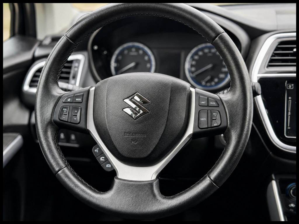 Suzuki S-CROSS 1.4 HYBRID COMFORT | LED | ALU