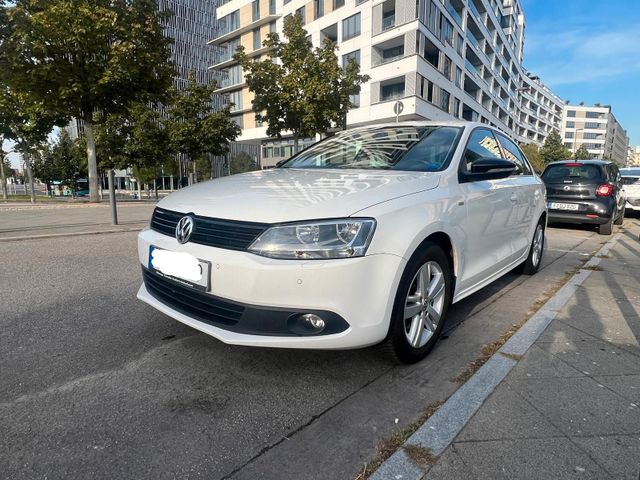 Volkswagen Jetta 1.4 TSI DSG MATCH MATCH