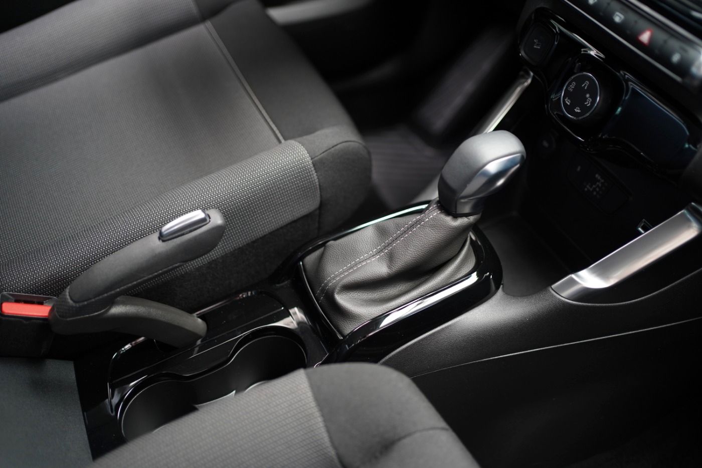 Fahrzeugabbildung Citroën C3 Aircross PureTech 130 EAT6 Plus Automatik Nav