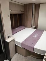 Sprite Cruzer 550 MJ 2024 Heckbad Queensbett - Sprite Wohnwagen