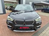 BMW X1 xDrive 2.0 i xLine LED Navi AHK - BMW X1 in Freiburg