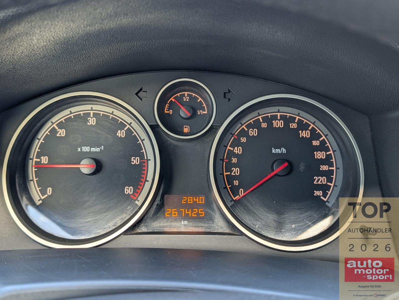 Opel Astra 2007 — photo 27