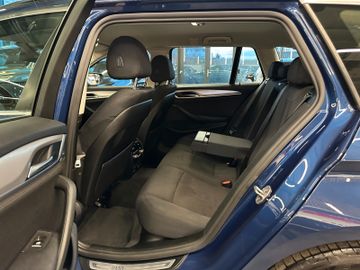 BMW 530 e Touring xDrive *Virtual Cockpit*AHK*LED*BT