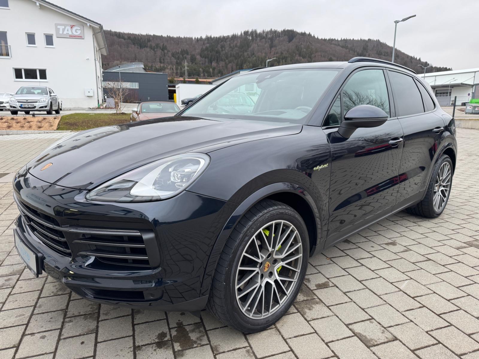 Porsche Cayenne E-Hybrid Platinum Edition Luft/HeadUp