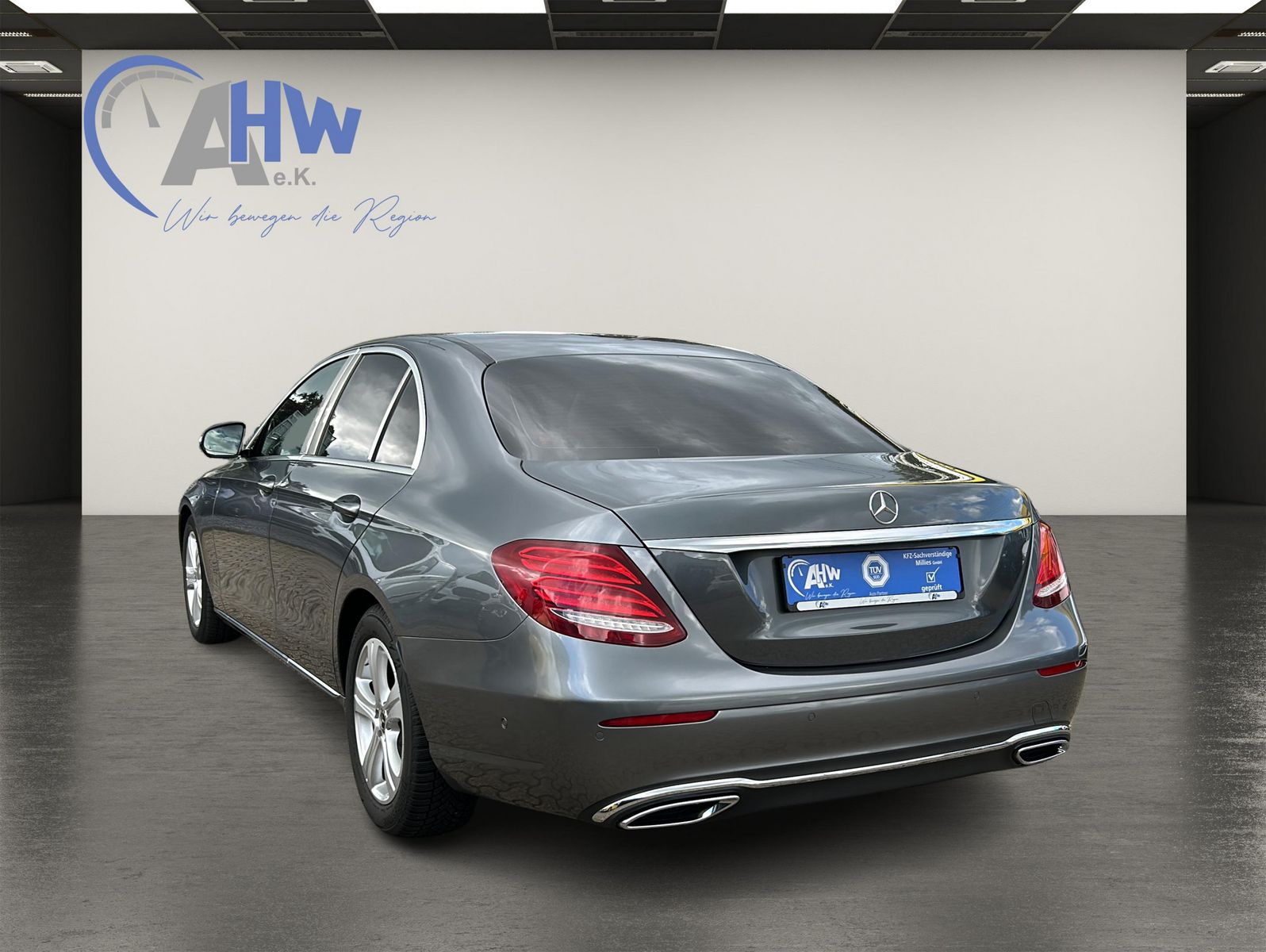 Fahrzeugabbildung Mercedes-Benz E 350d EXCLUSIVE