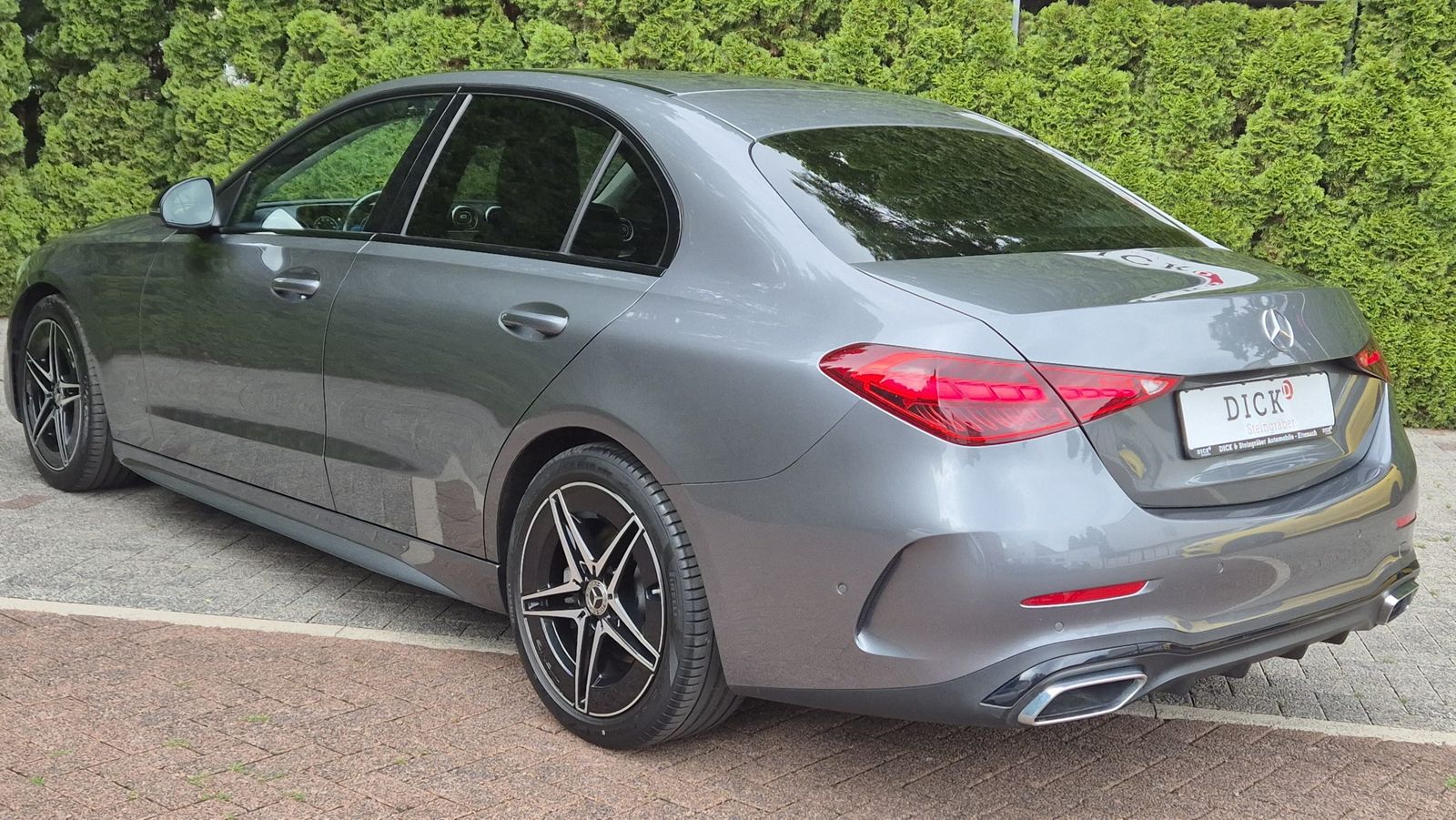Fahrzeugabbildung Mercedes-Benz C 180 Lim. 9G AMG LINE NIGHT+LED+MBUX+KAMERA+SHZ