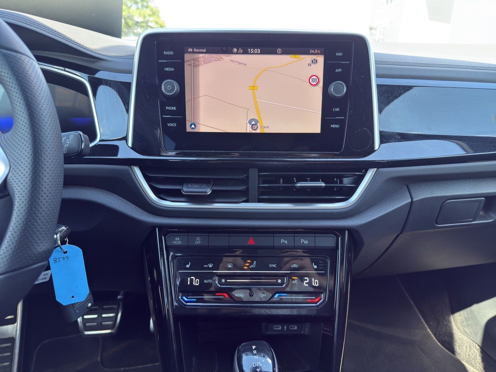 Volkswagen T-Roc - Bild 8