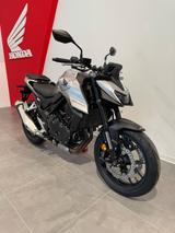 Honda CB750 Hornet MJ2025, Sofort Verfügbar