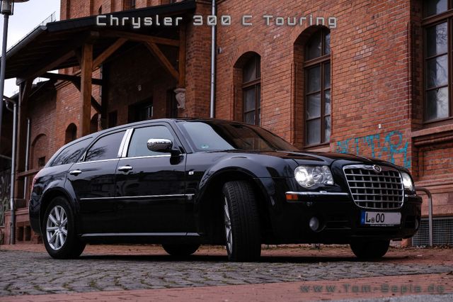 Chrysler 300C Touring 3.0 CRD Autom. -