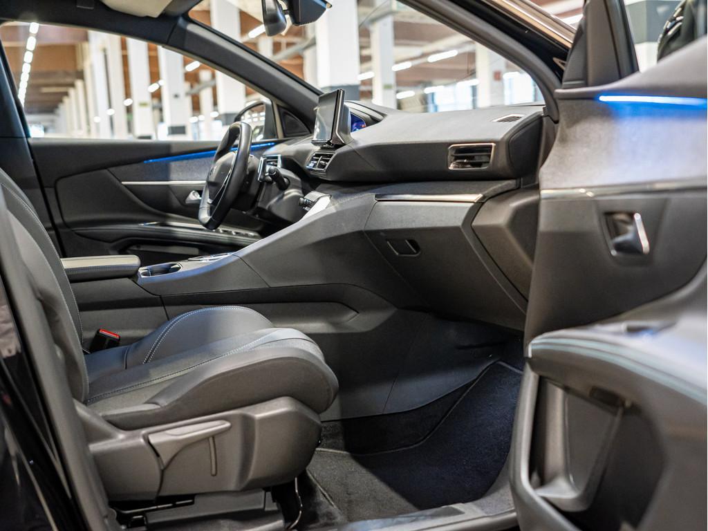 Peugeot 5008 Allure Pack Hybrid 136 e-DSC6 LED NAVI SHZ