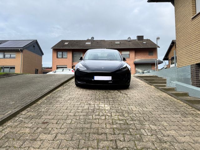 Tesla Model 3 Hinterradantrieb RWD plus 