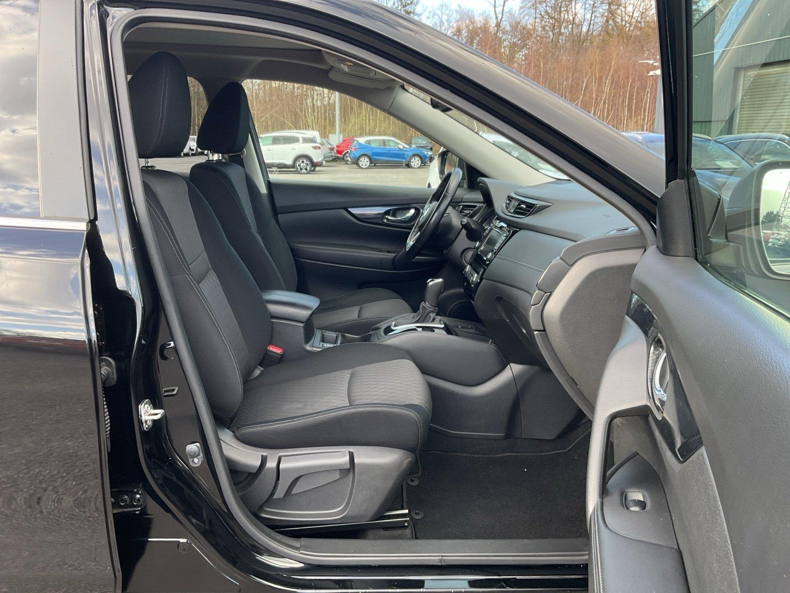 Nissan X-Trail 1.3 DIG N-Connecta LED+Navi+ACC+360+KESS