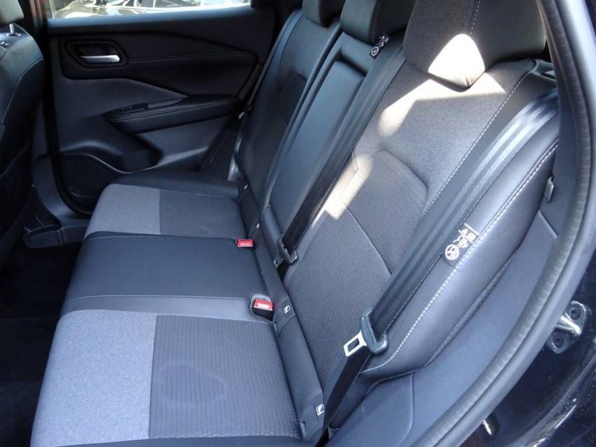 Fahrzeugabbildung Nissan Qashqai 1.3 DIG-T MHEV Automatik N-Connecta