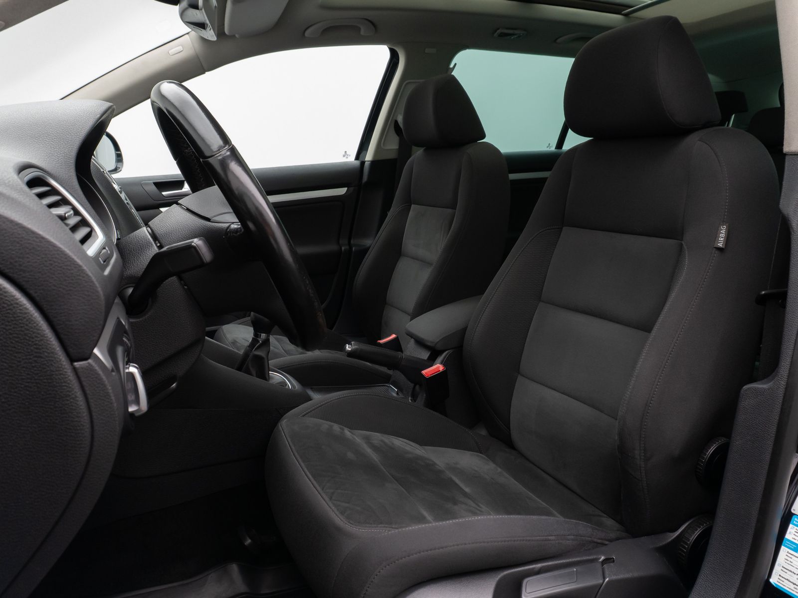 Fahrzeugabbildung Volkswagen Golf VI Variant Highline Kamera Panorama Bi-Xeno