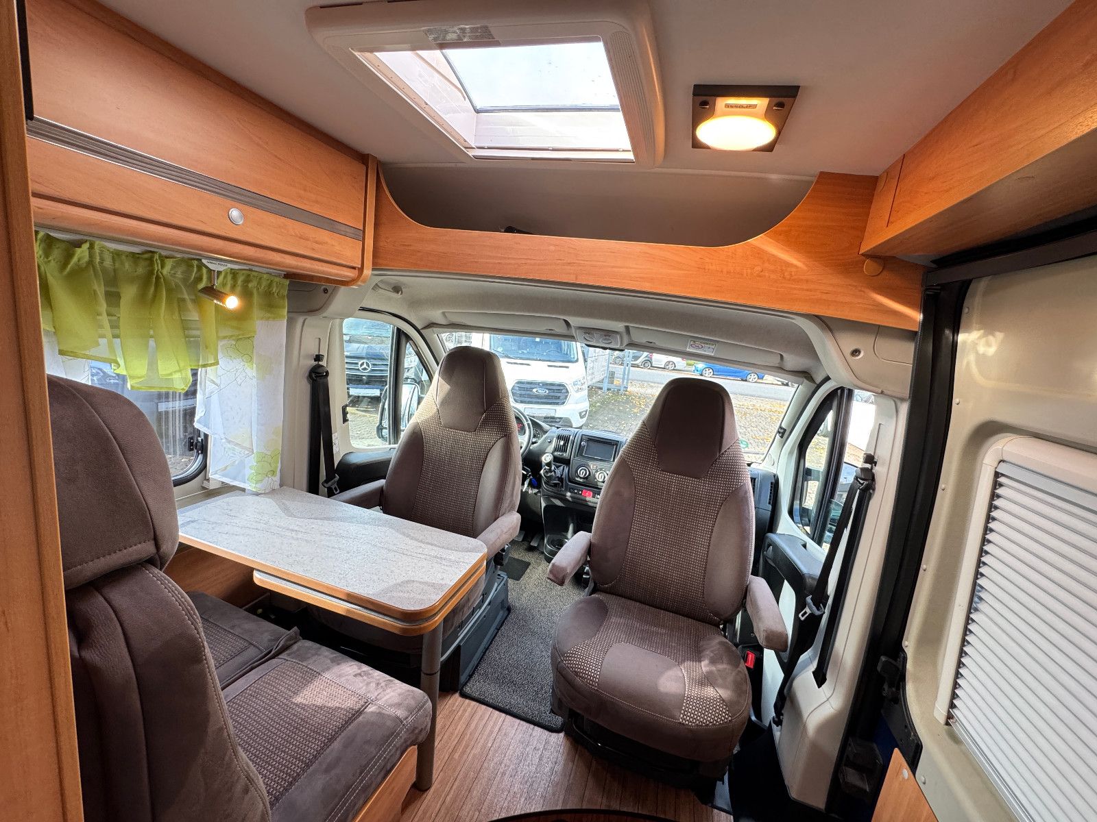 Fahrzeugabbildung Pössl ROADCAMP 540 SOLAR TV KAMERA MARKISE BETTUMBAU